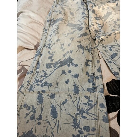 BDG Low & Wide Jean - Floral Print Size 27 - Picture 7 of 9